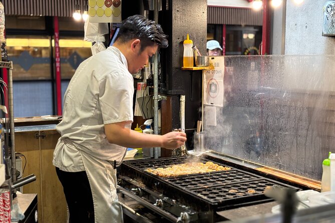Osaka Night Walk : Discover Umeda Food and Pub - Stop 1: Ohatsu Tenjin Food Street (Ohatsutenjin Urasando) and Those Big-Izakaya Numbers