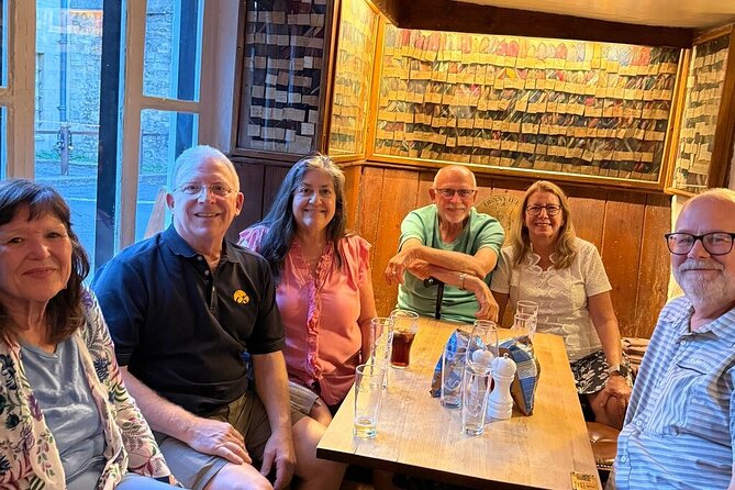Oxford Pub Tour: Historic Pubs and Local Brews - The White Horse stop: cask ale talk with Oxford context