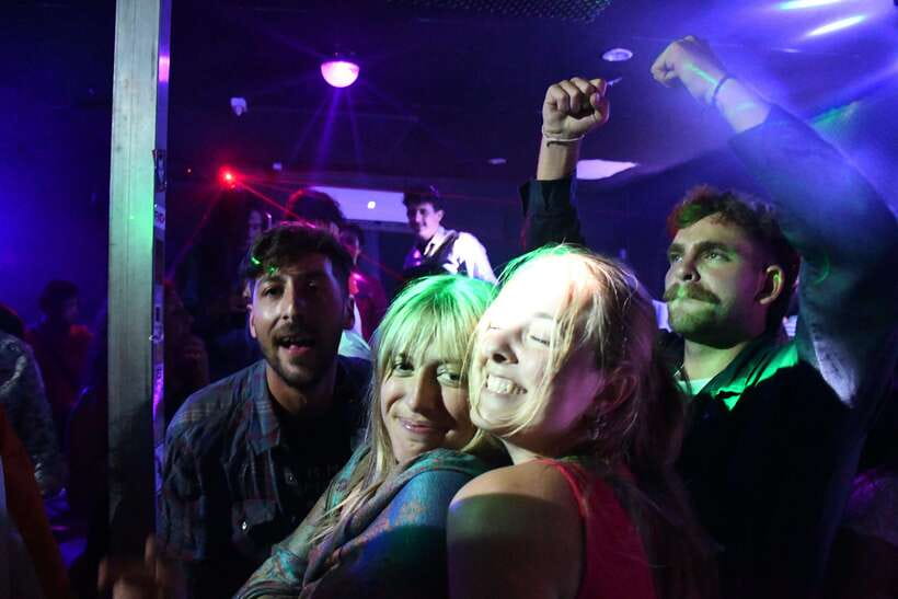 Pai Pub Crawl: The Best Nightlife in Town! - Turning Pai nights into one simple plan