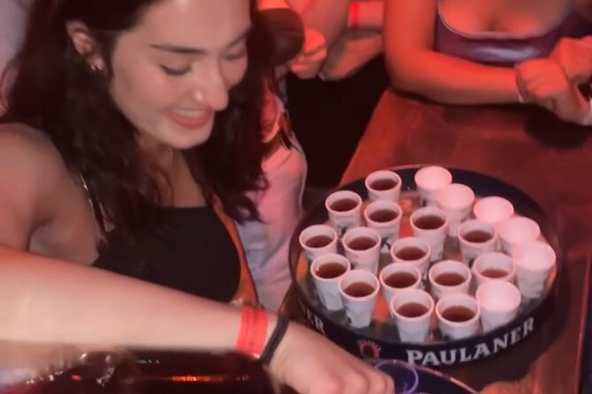 Paris International Pub Crawl with Free Shots & Fun Games - Generator Hostel meet-up and the green wristband moment