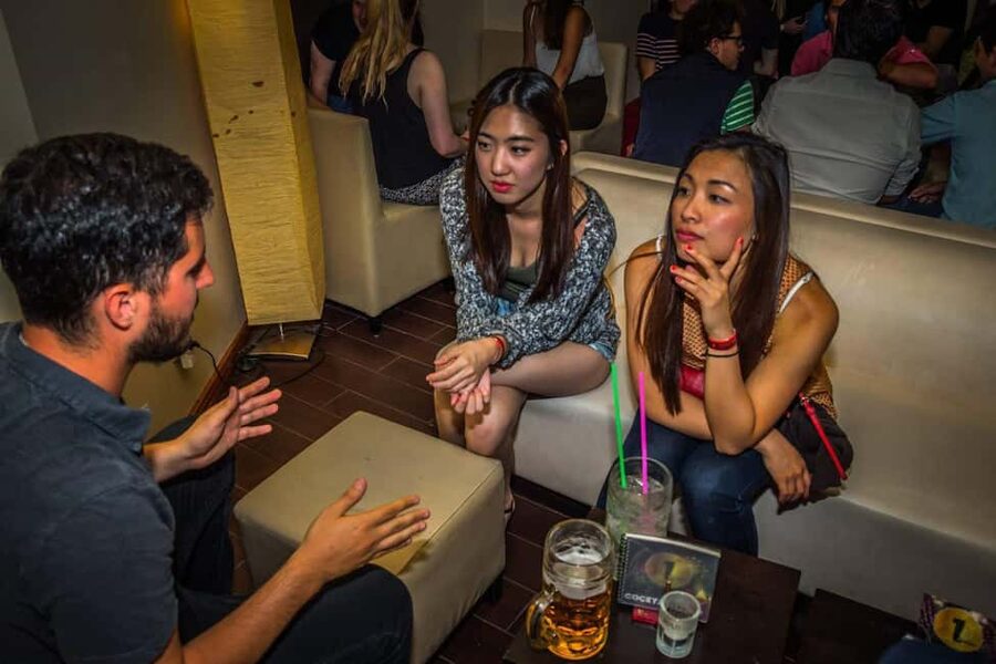 Paris: Pub Crawl with Shots and Nightclub Entry - Bar Stops: Free Shots, Happy Hour, and Drink Discounts