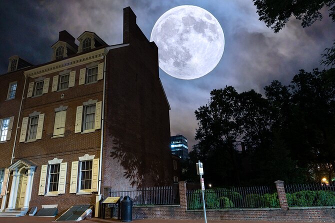 Philly Ghosts Boos and Booze Haunted Pub Crawl - Price and what $36 really buys you