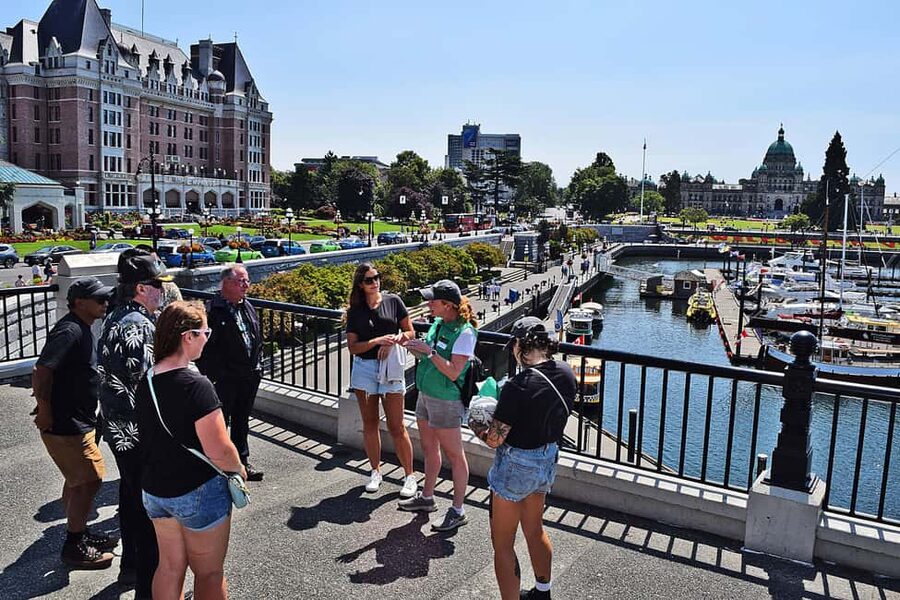 Pickle Pub Crawl: Ferry Rides and Appetizers - Price and What You’re Really Paying For ($52)