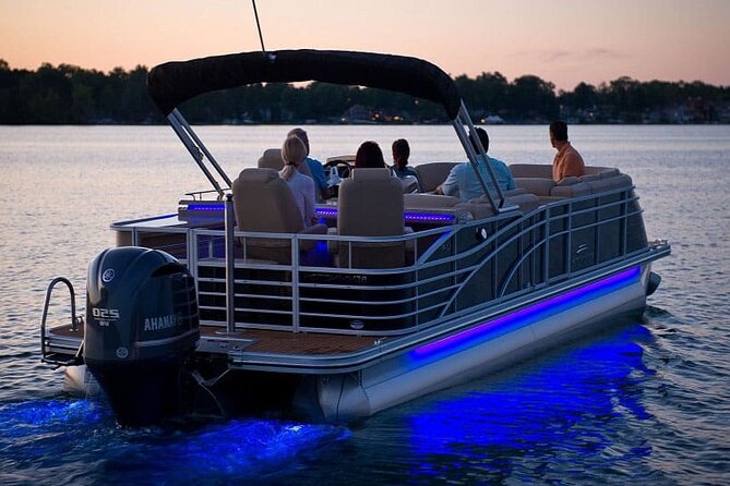 Pontoon Pub Crawl, 5 Lakeside Pubs and Restaurants Visit by Boat - Why a boat pub crawl beats car hopping in Orlando-area lakes