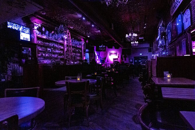 Portland Ghosts Boos and Booze Haunted Pub Crawl - Stop 1: The Benson Portland and the first ghost story with a drink
