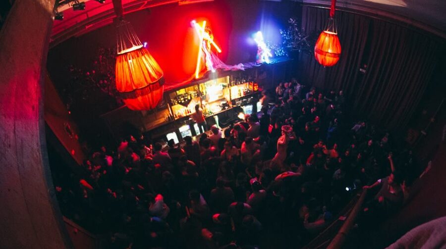 Porto: Pub Crawl with 6 Drinks and VIP Club Entry - Should You Book Porto Walkers With VIP Club Entry?