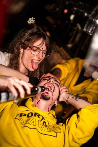 Porto: Pub Crawl with 7 Drinks, Games, and VIP Club Entry - 7 drinks for one price: what you’re really buying