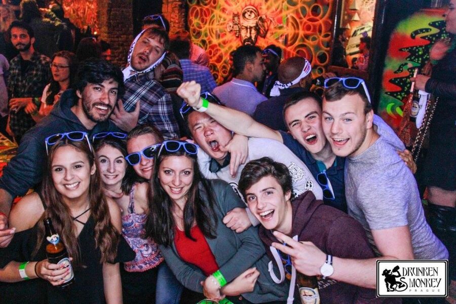 Prague: Pub Crawl with Open Bar and VIP Entry - Key takeaways before you go