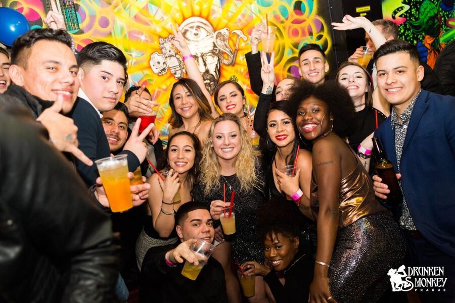 Prague: Pub Crawl with Open Bar and VIP Entry - Should you book this Prague pub crawl with open bar and VIP entry?