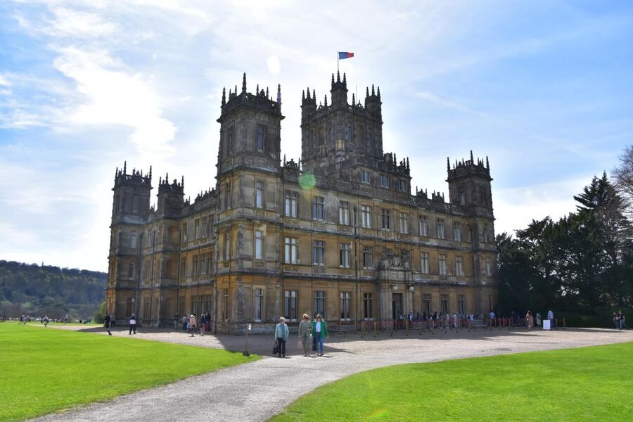 Private Downton Abbey Day Tour, including Pub Lunch - The Trout at Tadpole Bridge: A Proper Pub Lunch Break