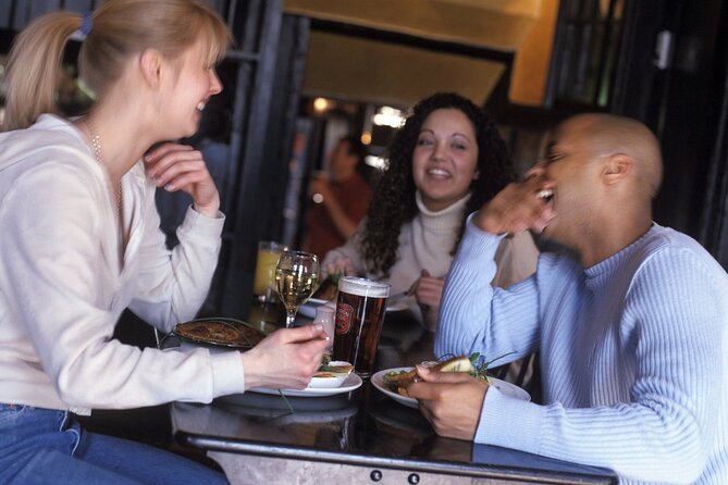 Private Newcastle Pub Tour - Pink Lane: from old red-light streets to beer gardens