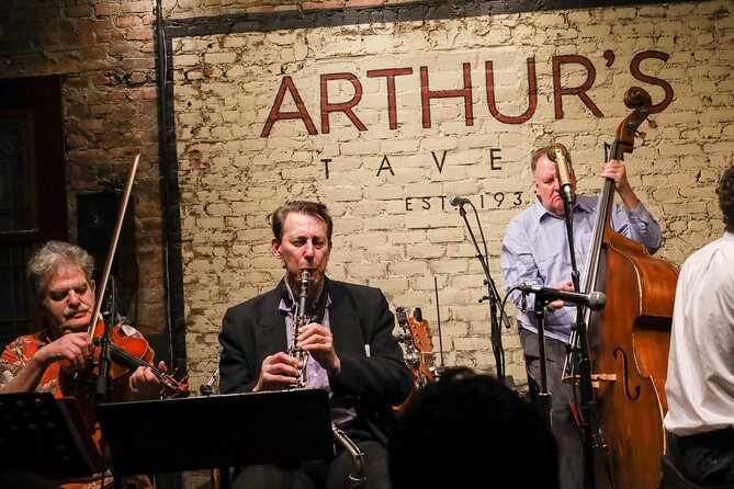 Private Pub Crawl with a Local - Oldest jazz-bar stop: the long-running band detail