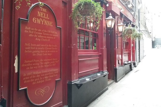 Private Pub Tour of Central London - Stop 1: The Ship & Shovell and the story of a pub split by a walkway
