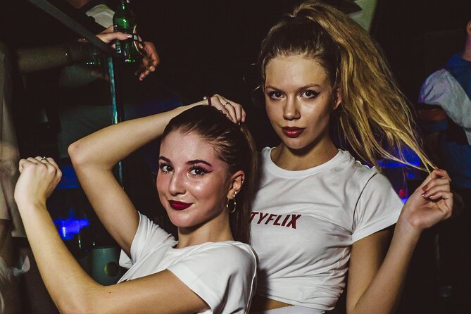 Pub Crawl - Drink & Dare - Logistics for a smooth night: meeting point, phone, and getting home