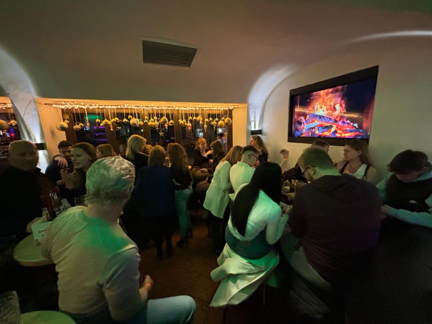 Pub crawl incl. Oktoberfest museum guided tour with beer tasting (private) - Key highlights at a glance