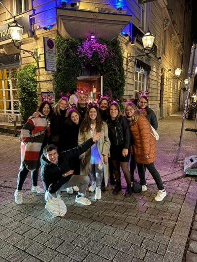 Pub crawl incl. Oktoberfest museum guided tour with beer tasting (private) - Entering the Beer & Oktoberfest Museum Like You Know Where You’re Going