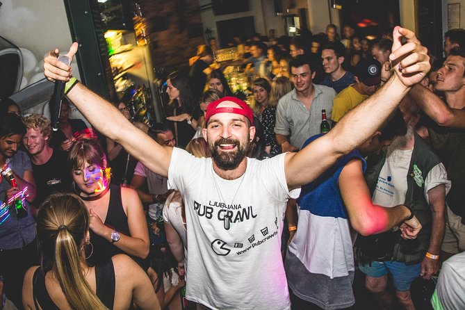 Pub Crawl Ljubljana - Group size and pacing: what “up to 80” feels like at night