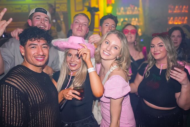Pub Crawl Miami Wynwood - Stop 3: The Dirty Rabbit Wynwood for DJ sets and Latin-leaning beats