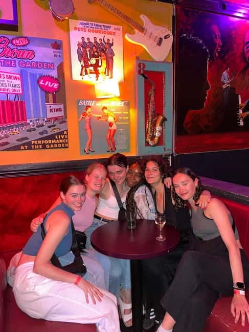 Pub Crawl Paris: Drink, Laugh, Meet the World - Key things to know before you go