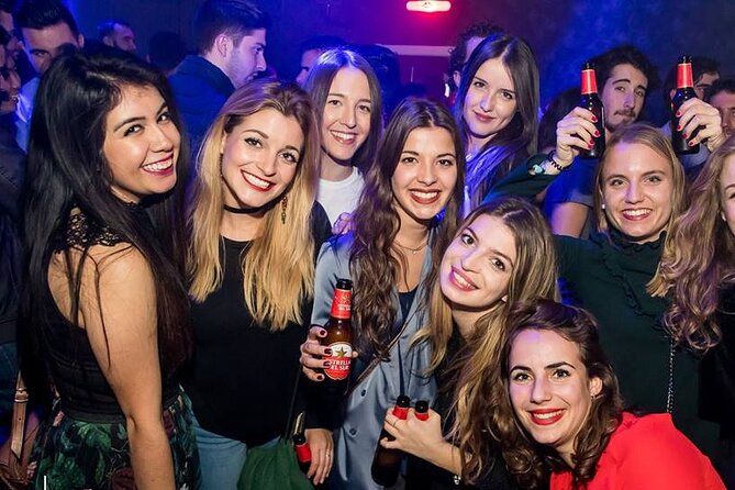 Pub Crawl + Party Night (3 Bars +VIP Entrance to a top Club ) - Who This Seville Pub Crawl Fits Best