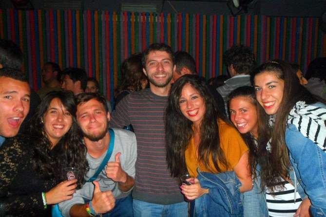 Pub Crawl Porto - The route in plain language: three bars and a club