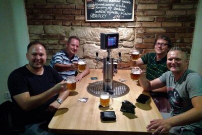PUB und CLUB Crawl in the Czech Republic: Pilsen - The core value: Czech drinks included for the whole run
