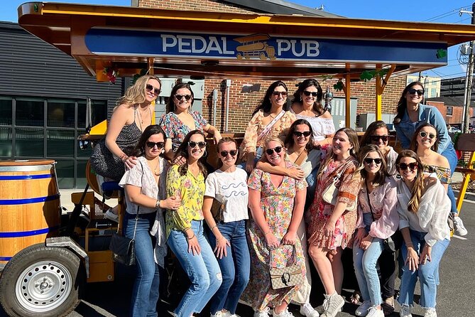 Public Pedal Pub Tour in Austin - How the Pedal Pub Really Works (Pedaling, Music, and the Driver)
