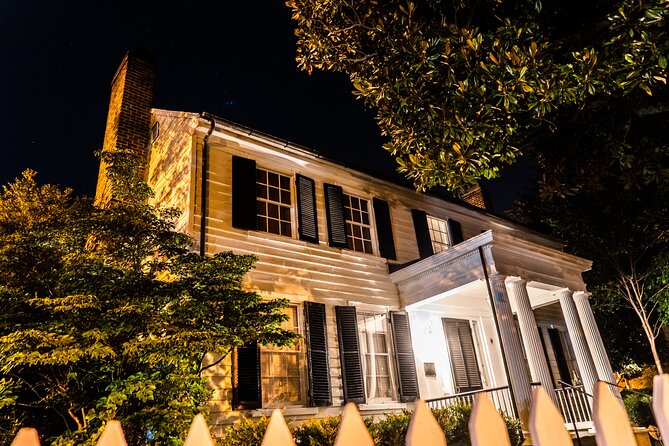 Richmond Ghosts Boos and Booze Haunted Pub Crawl - The Civil War hospital and former tobacco store: why the stories feel heavy