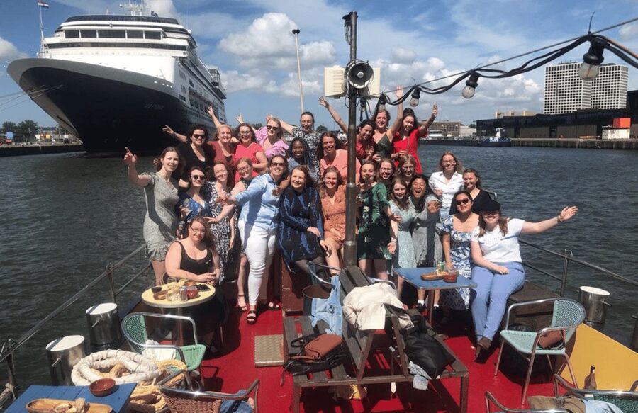 Rotterdam: Pub Cruise with Drinks and Bites - From dePont010 to the Maas: how the cruise actually feels