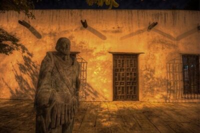 San Antonio Haunted Pub Crawl - Stop 1: Pat O’Briens at 121 Alamo Plaza