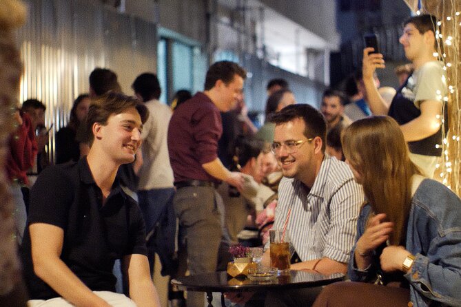 Saturday Night Pub Crawl for Professionals in Athens, Greece - Who should book this Saturday night crawl