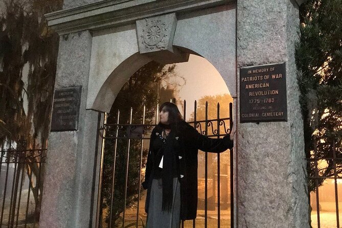 Savannah Haunted Pub Crawl Walking Tour - Stop 6: McDonough’s Restaurant & Lounge and the night’s finish