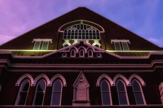 Seeking Spirits Haunted Night-Time Pub Crawl in Nashville - Hard Rock Cafe Nashville Stop: A Drink and a Haunted Story First
