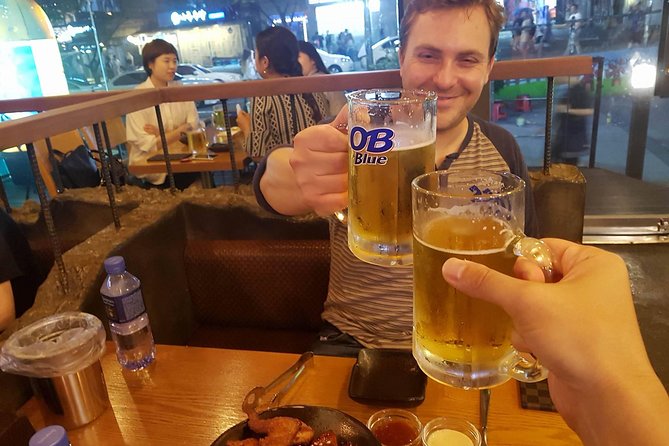 Seoul: Anthony Bourdain-Inspired BBQ and Pub Experience - Unlimited drinks within reason: fun value, real pace