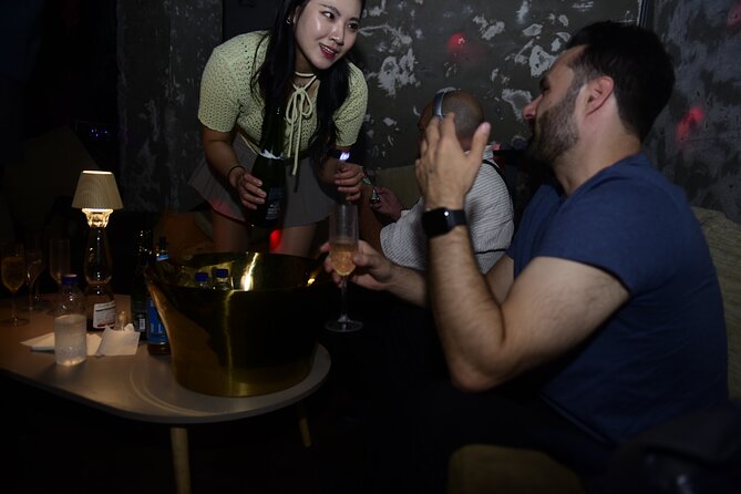 Seoul: Apgujeong Premium Pub Crawl with VIP Bottle Service - Who should book this crawl, and who might be disappointed