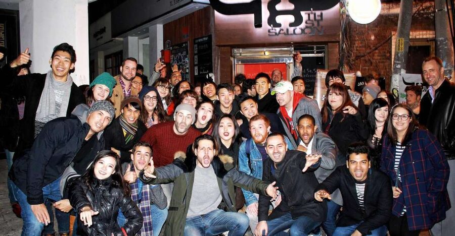 Seoul: Pub Crawl - Group Energy: Solo Travelers, Age Limits, and Real Expectations