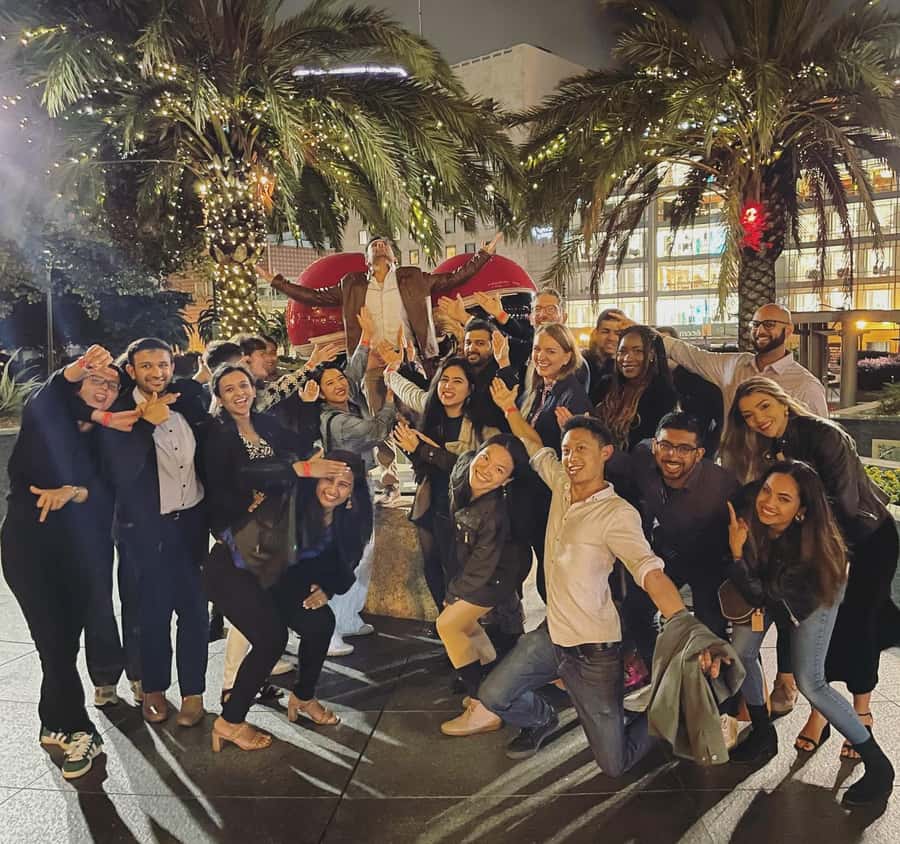 SF Pub Crawl and Clubbing Experience - Stop by Stop: Four Venues in Four Acts