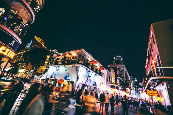 Sin and Tonic Pub Crawl in New Orleans - Starting Point and How the 7:00 pm Crawl Works