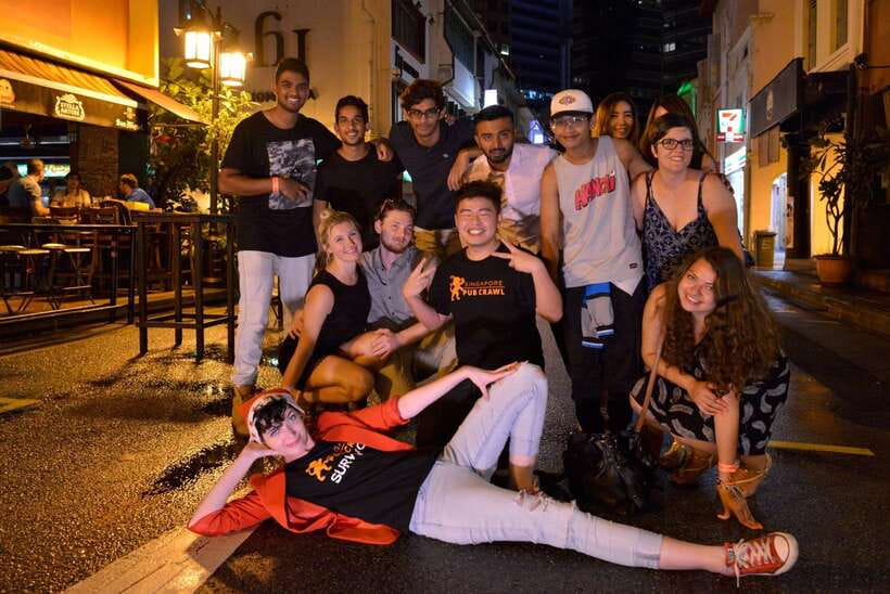 Singapore Pub Crawl - Party like a Local - Dress code: the no-shorts, no-flip-flops part you should take seriously
