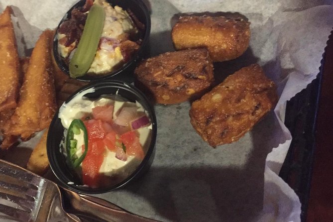 Southern Flavors Food, Pub Crawl, and History Walking Tour - Food portions, drinks, and why $60 can work out