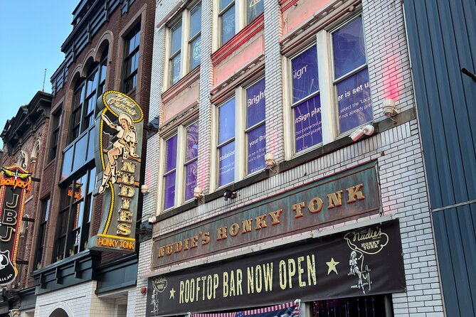 Spirits of Nashville Haunted Pub Crawl - The Pace: Printers Alley Start to End in About Two Hours