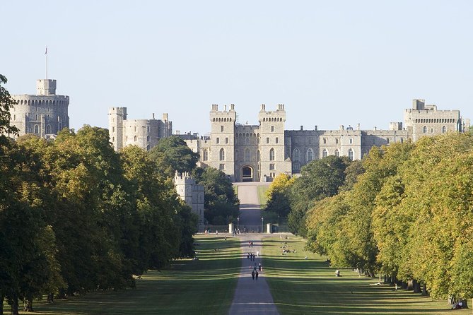 Stonehenge, Windsor Castle and Bath with Pub Lunch in Lacock - Who should book this Stonehenge–Windsor–Bath day trip?