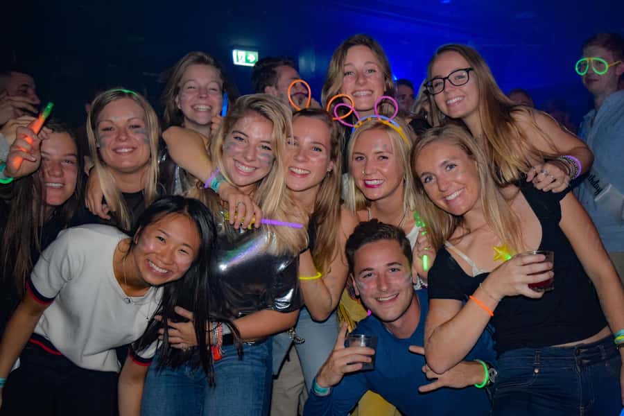 Sydney: Big Night Out Pub Crawl with Local Party Hosts - Key things you’ll notice on this Sydney Big Night Out crawl