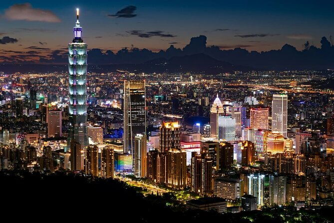 Taipei Nightlife: Taipei Pub Crawls (2 Different Routes) - What you pay for: $29.99 and the real value of included drinks