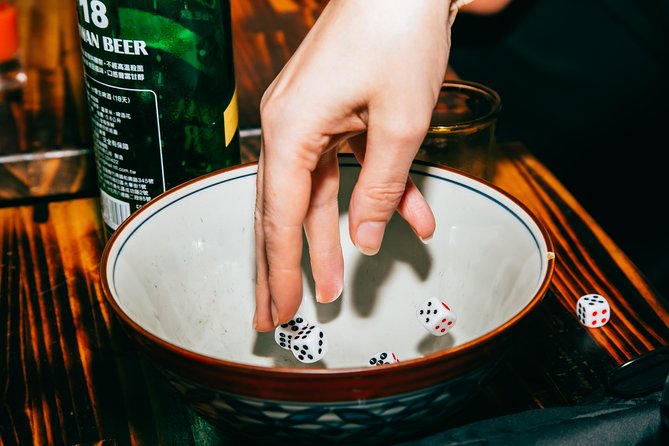 Taipei Nightlife: Taipei Pub Crawls (2 Different Routes) - Who this pub crawl is best for