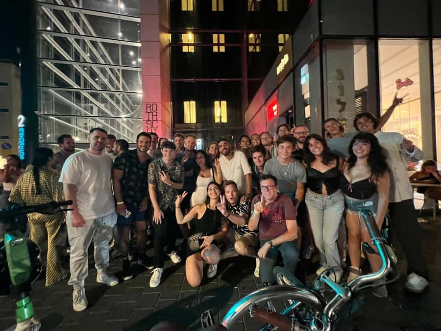 Tel Aviv: Pub Crawl and Nightlife Tour with Shots - The Social Angle: How the Tour Helps You Meet People
