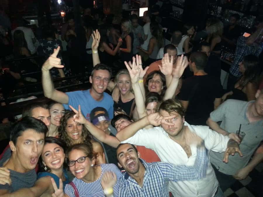 Tel Aviv: Pub Crawl with 4 Stops and Free Shots - Who this tour is best for (and who should skip it)