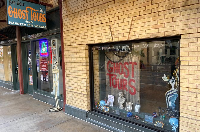 Texas’ Oldest Haunted Pub Crawl Shared Walking Tour - Guides make the night: Bear, Wolf, and Laura Tomorrow