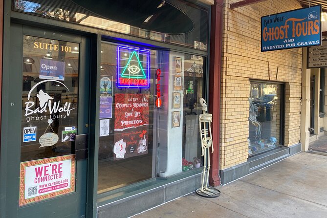 Texas’ Oldest Haunted Pub Crawl Shared Walking Tour - Meeting at 507 E Houston St: the Alamo Plaza start point
