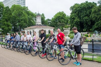 The "Big Six" of London and a Pub - 5 Hour Tour - Starting at Bayswater Road: meeting point, timing, and what the ride feels like